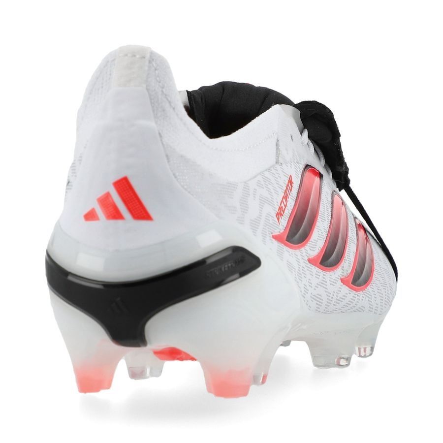 adidas Predator Elite Fold-over Tongue FG Chaos vs Control